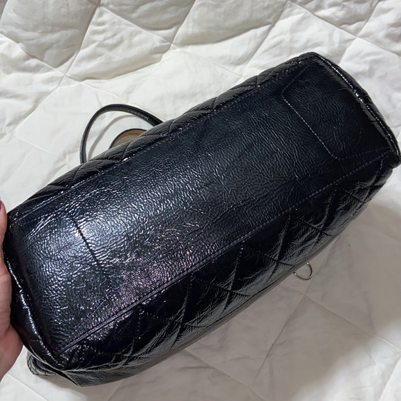 Gorgeous Coach Poppy Patent leather tote 18674 - Picture 7 of 16